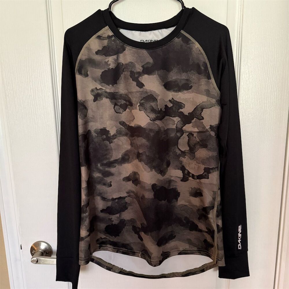 Dakine Women's Camo Green Long Sleeve Mountain Bike Jersey Size L